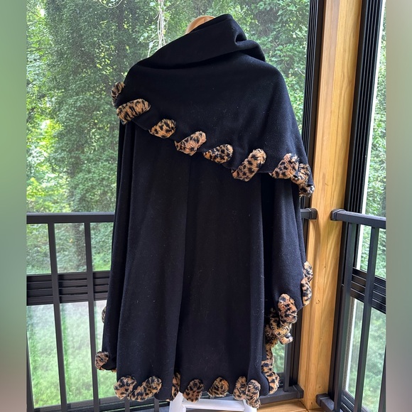 Vintage “Fur-Trim” Black Wrap Cardigan Cape Coat Leopard Lena Gabrielle ~Unsized - Picture 6 of 9